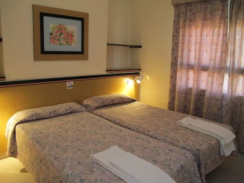 בנאלמדנה Hotel Vistamar